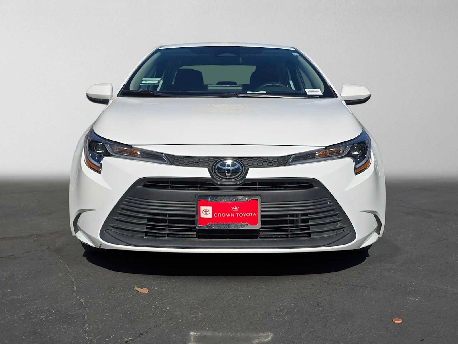 Certified 2025 Toyota Corolla LE FWD image 8