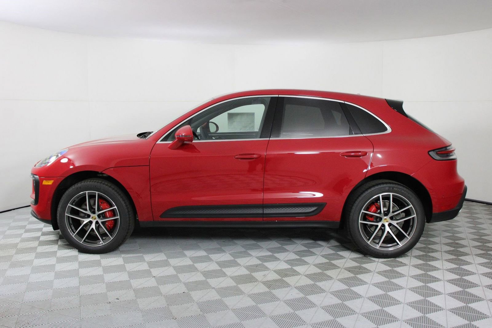 New 2026 Porsche Macan S AWD/4WD image 2