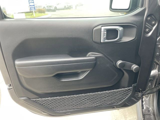 Used 2021 Jeep Wrangler Sport image 20