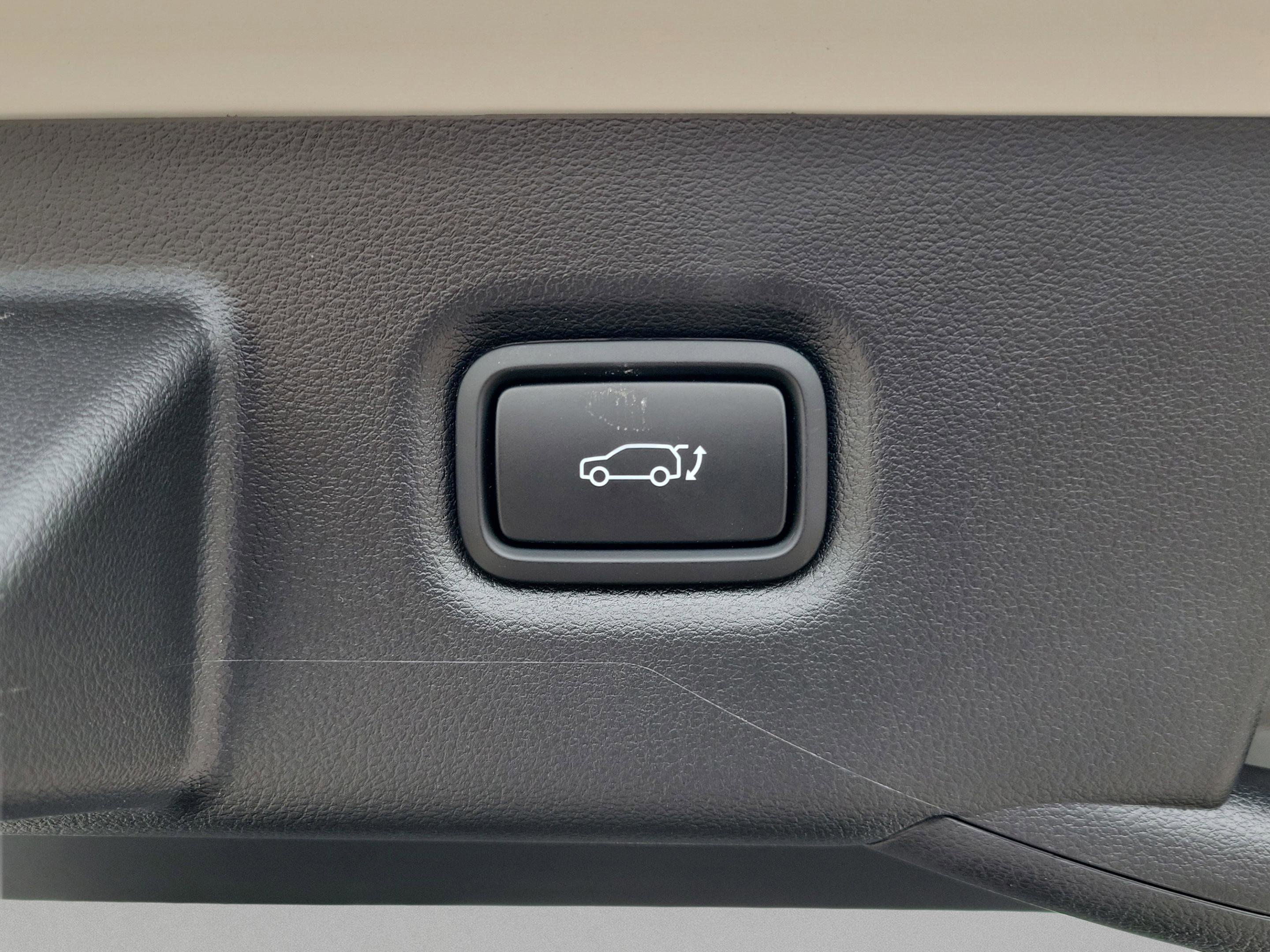 New 2026 Hyundai Ioniq 5 SEL image 10