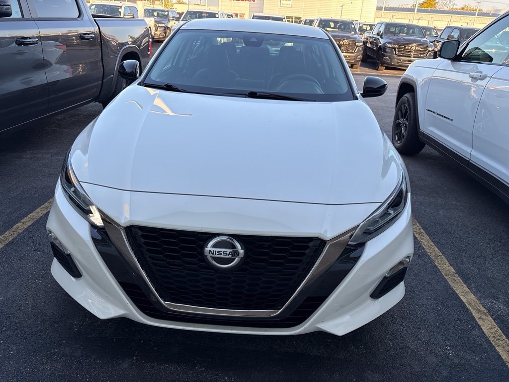 Used 2021 Nissan Altima 2.5 SR AWD/4WD image 2