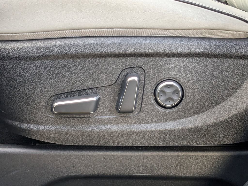 Used 2024 Hyundai Palisade SEL w/ Premium Package image 22