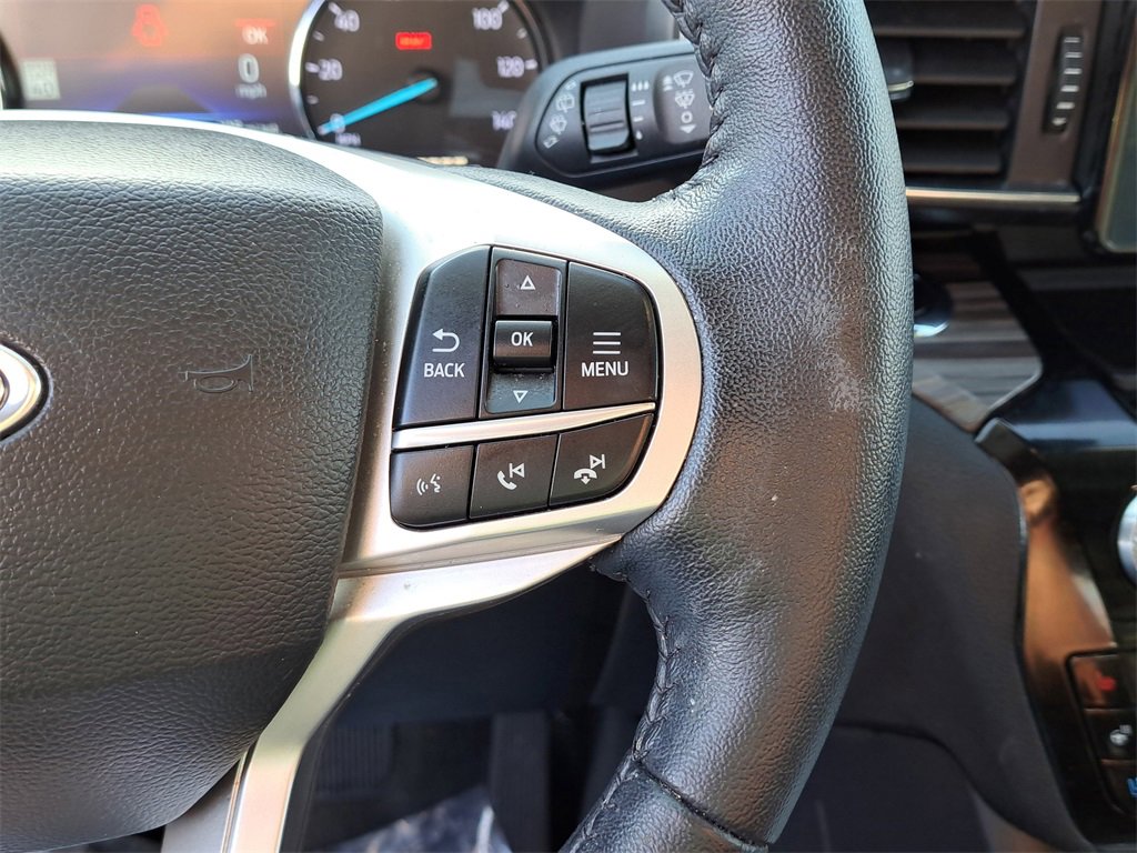 Certified 2022 Ford Explorer Limited w/ Equipment Group 301A image 18