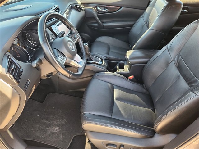 Used 2022 Nissan Rogue Sport SL w/ Premium Package image 13