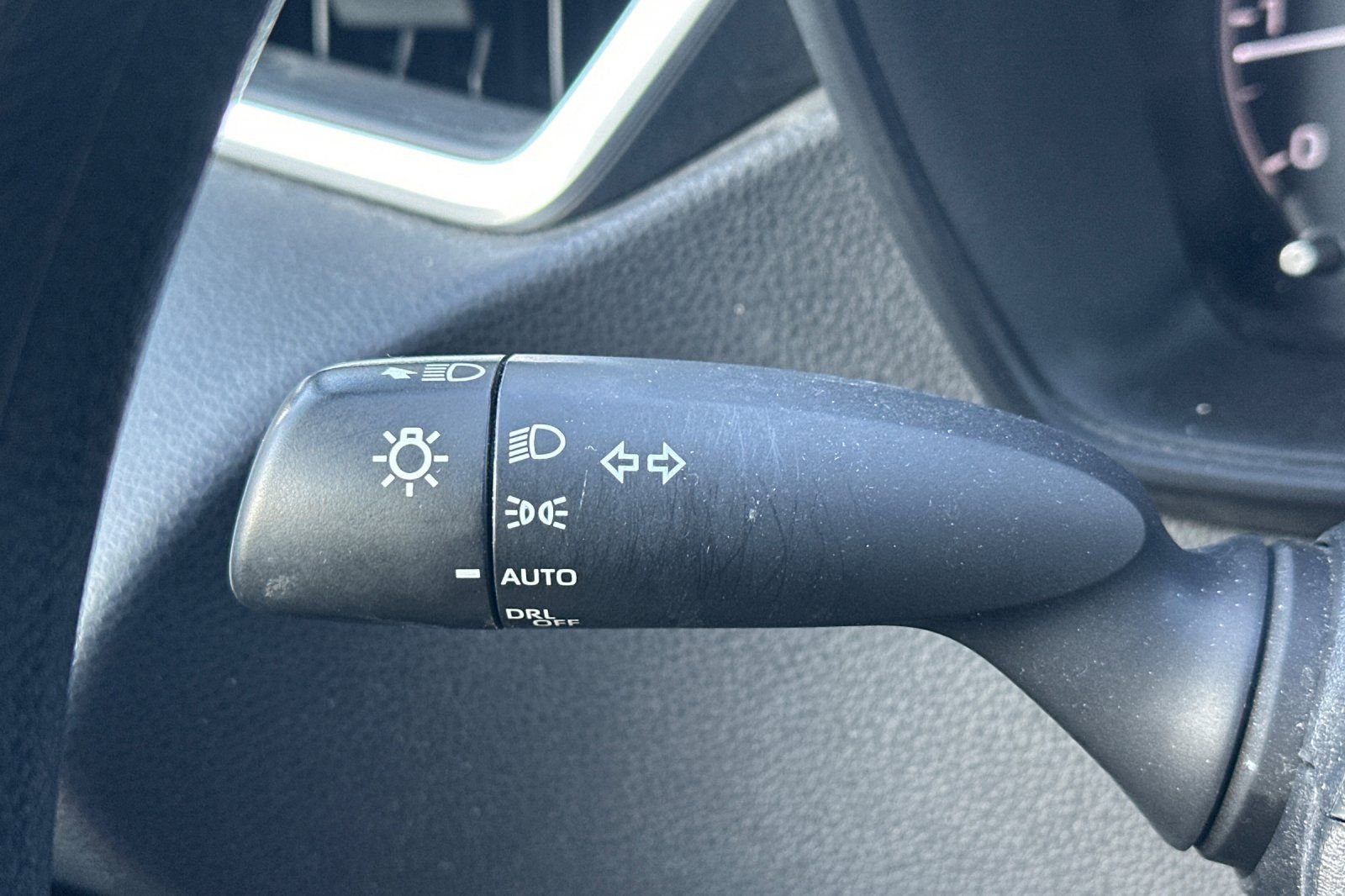 Used 2024 Toyota Corolla LE image 35