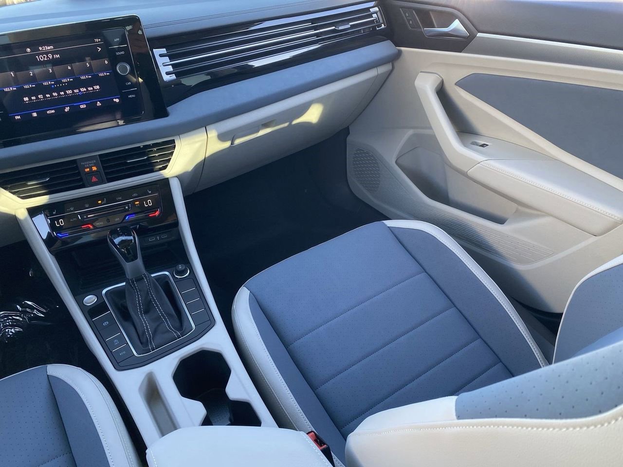 New 2026 Volkswagen Jetta SE image 12