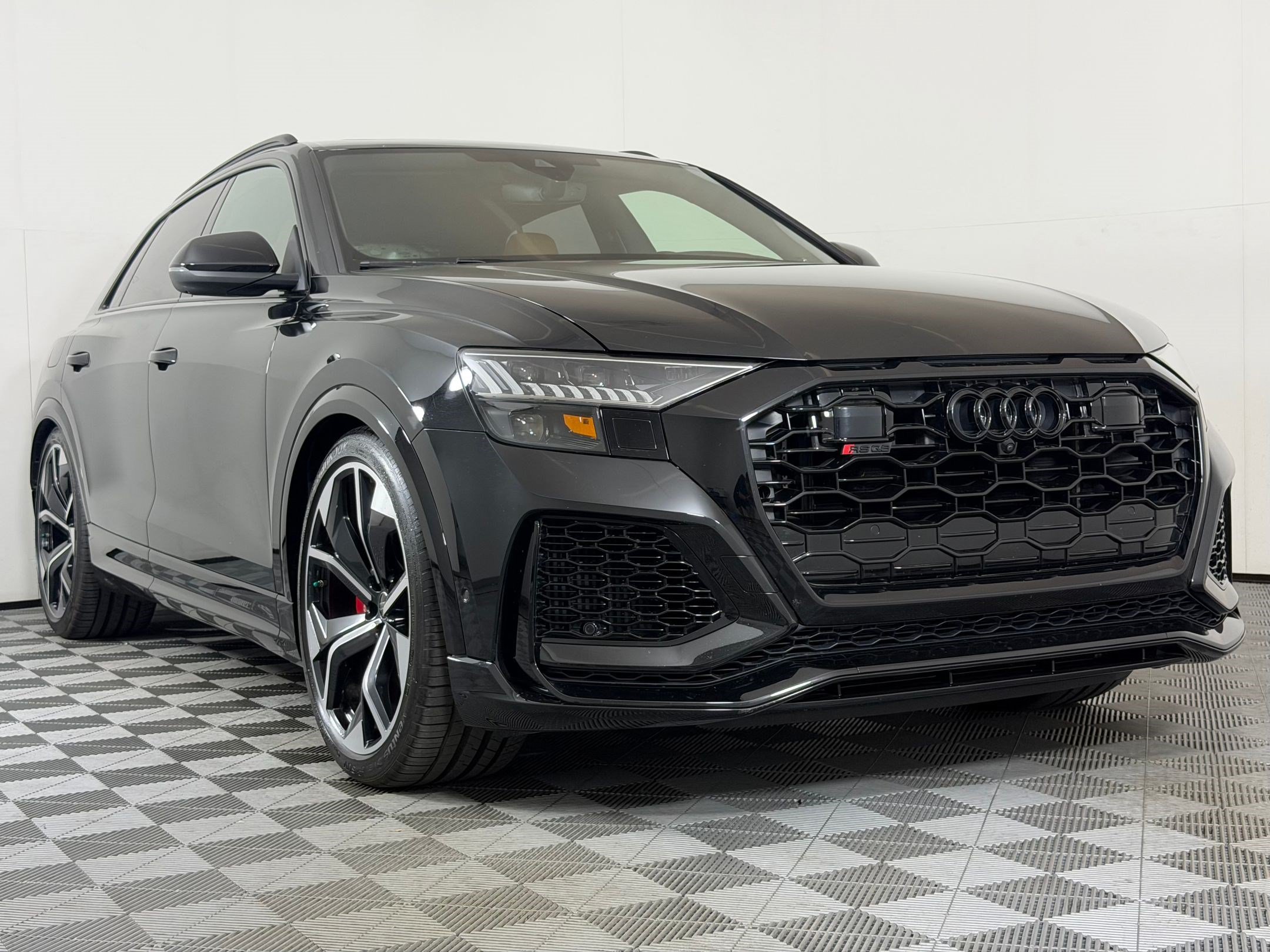 Used 2024 Audi RS Q8 w/ Black Optic Package AWD/4WD image 7