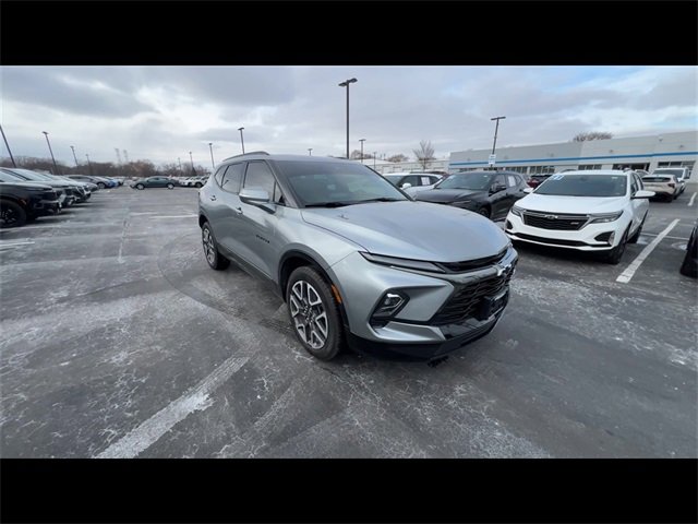 Certified 2023 Chevrolet Blazer RS image 2