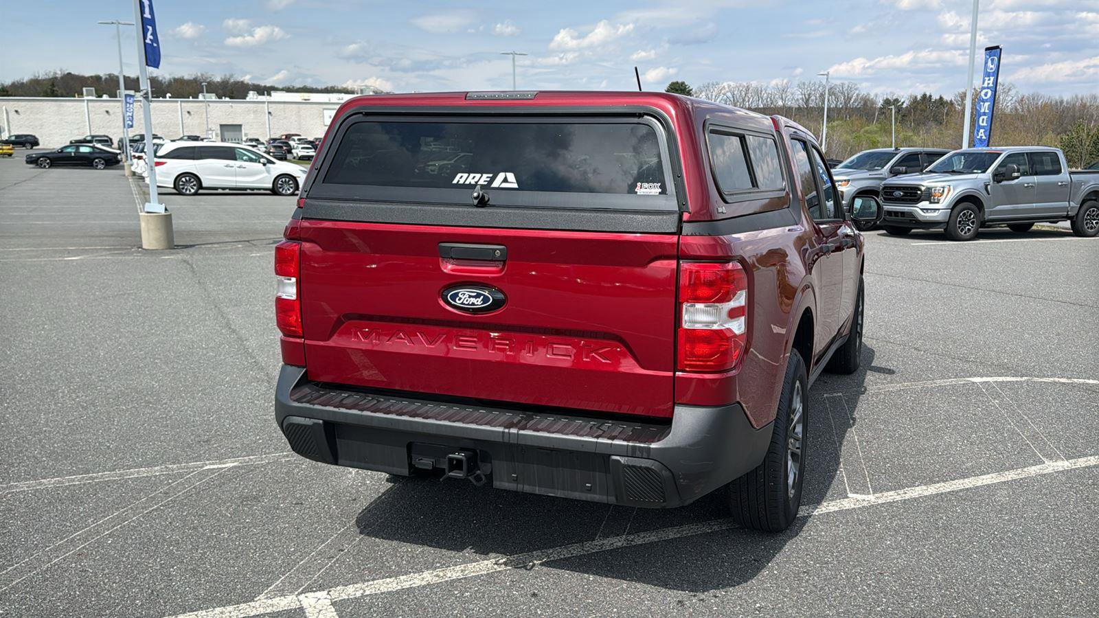 Used 2025 Ford Maverick XLT w/ Equipment Group 302A AWD/4WD image 7