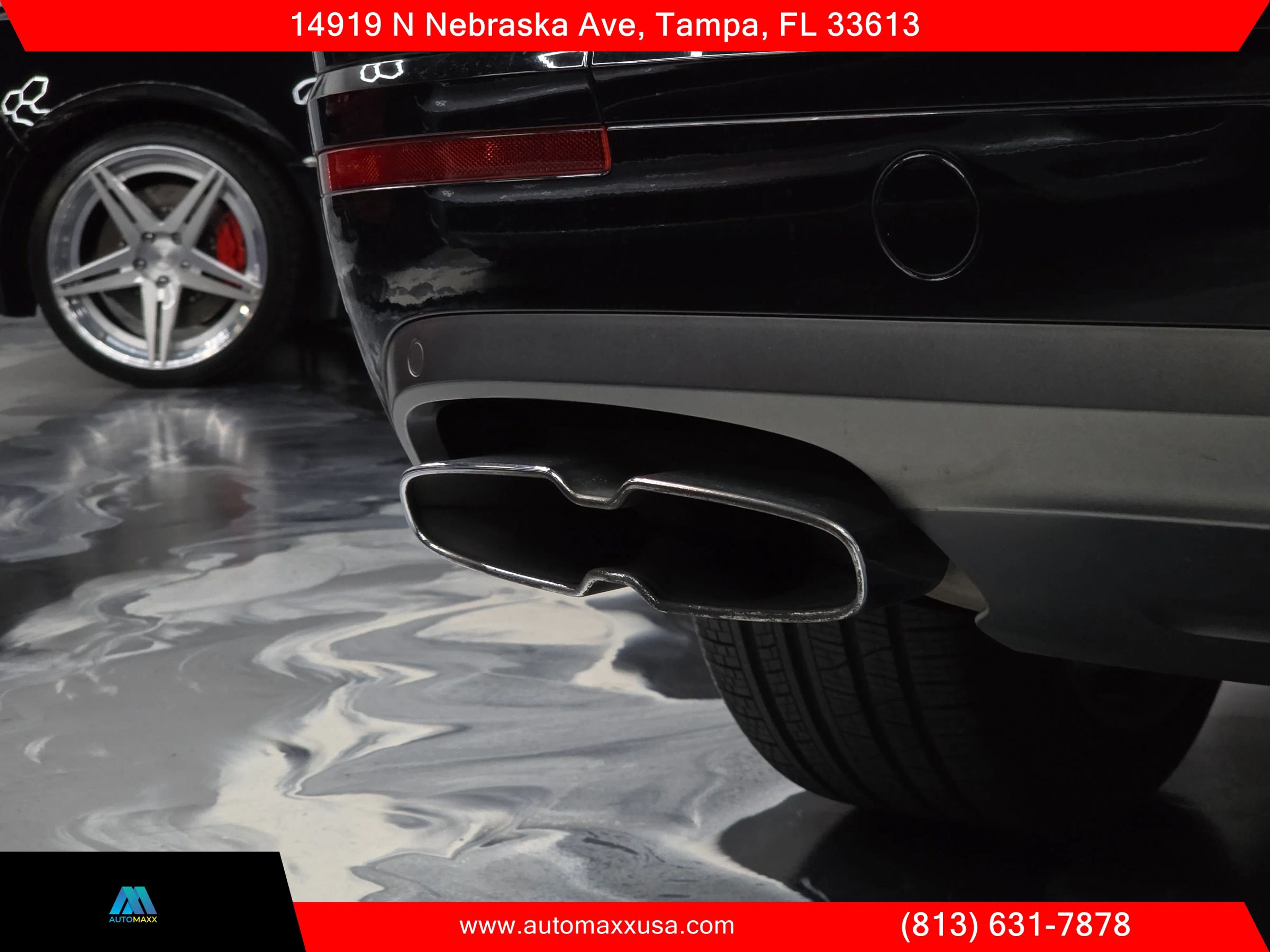 Used 2020 Bentley Bentayga Design Series AWD/4WD image 19