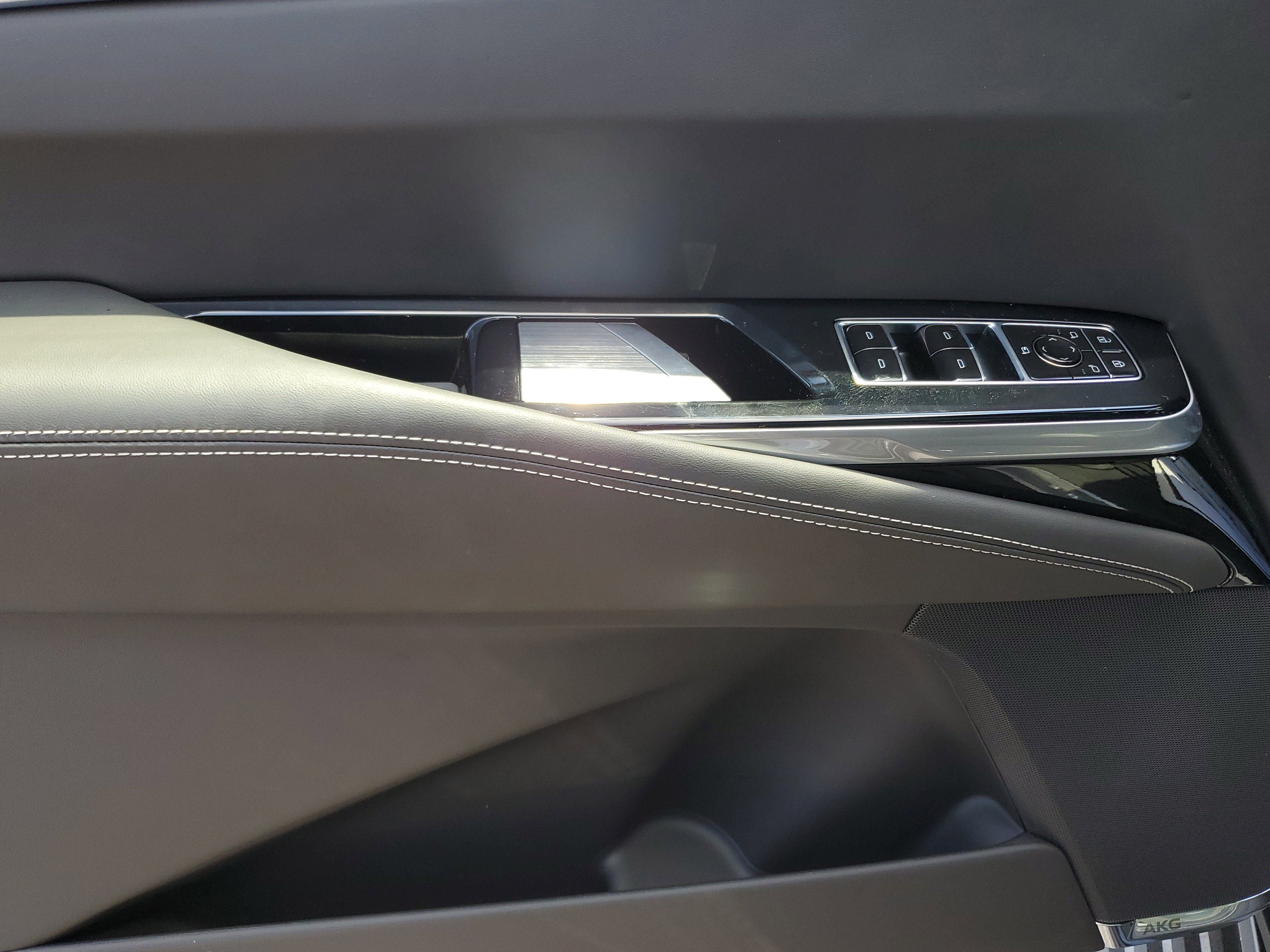 New 2025 Cadillac Escalade Sport Platinum w/ LPO, Floor Liner Package image 17