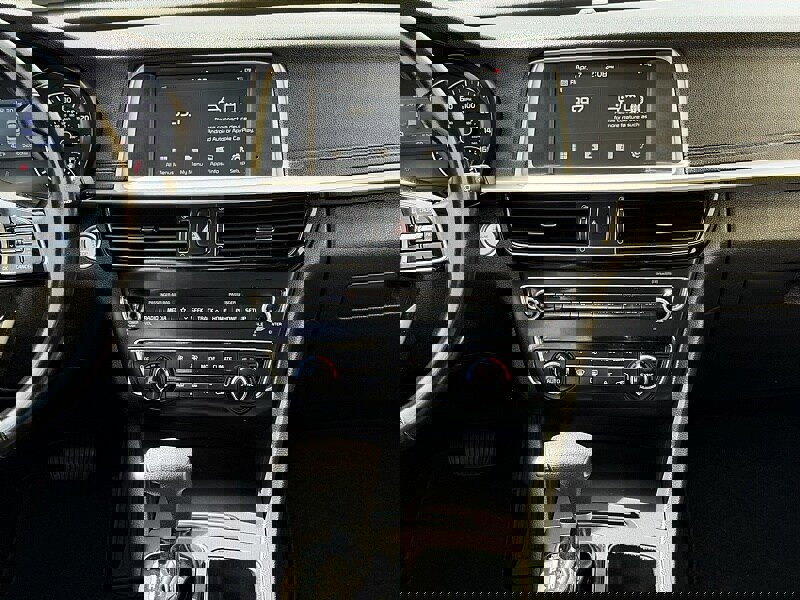 Used 2019 Kia Optima S image 9