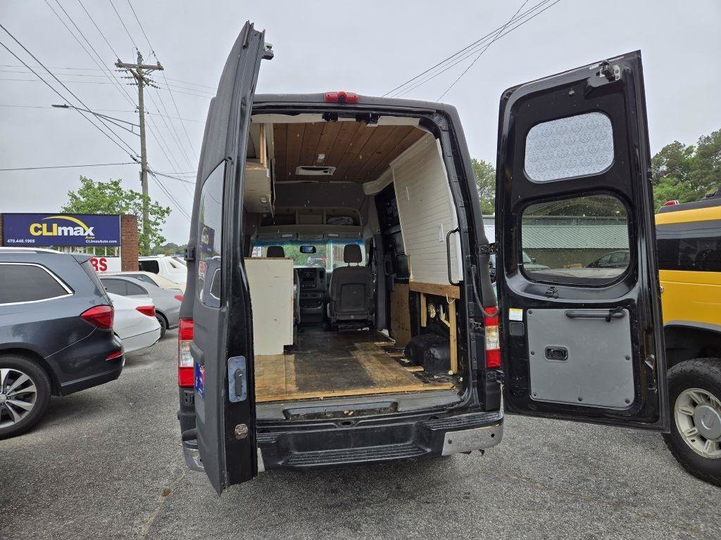 Used 2012 Nissan NV 2500 SV w/ Side Curtain Airbag Pkg RWD image 9