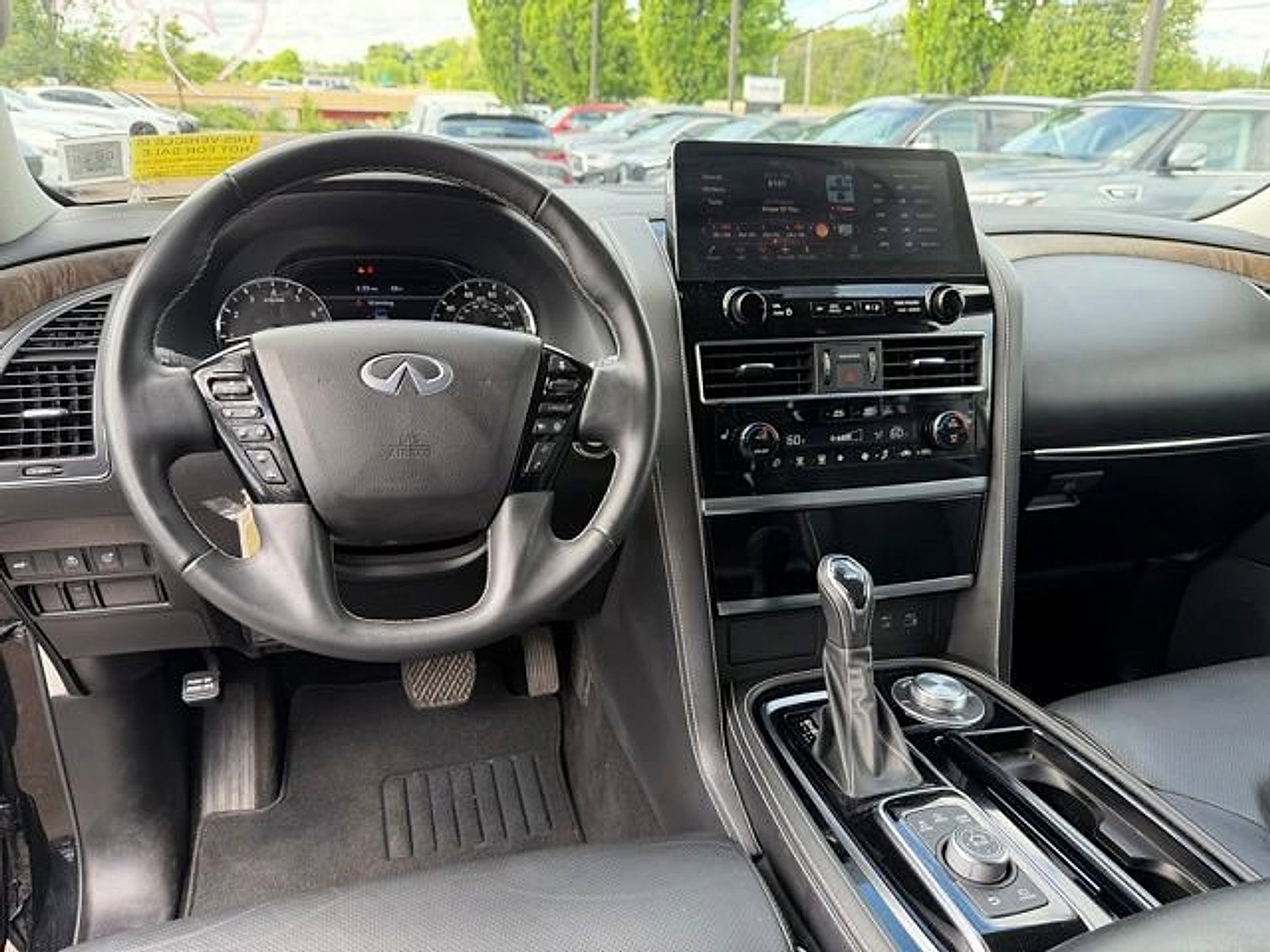 Certified 2023 INFINITI QX80 Premium Select w/ Cargo Package AWD/4WD image 11