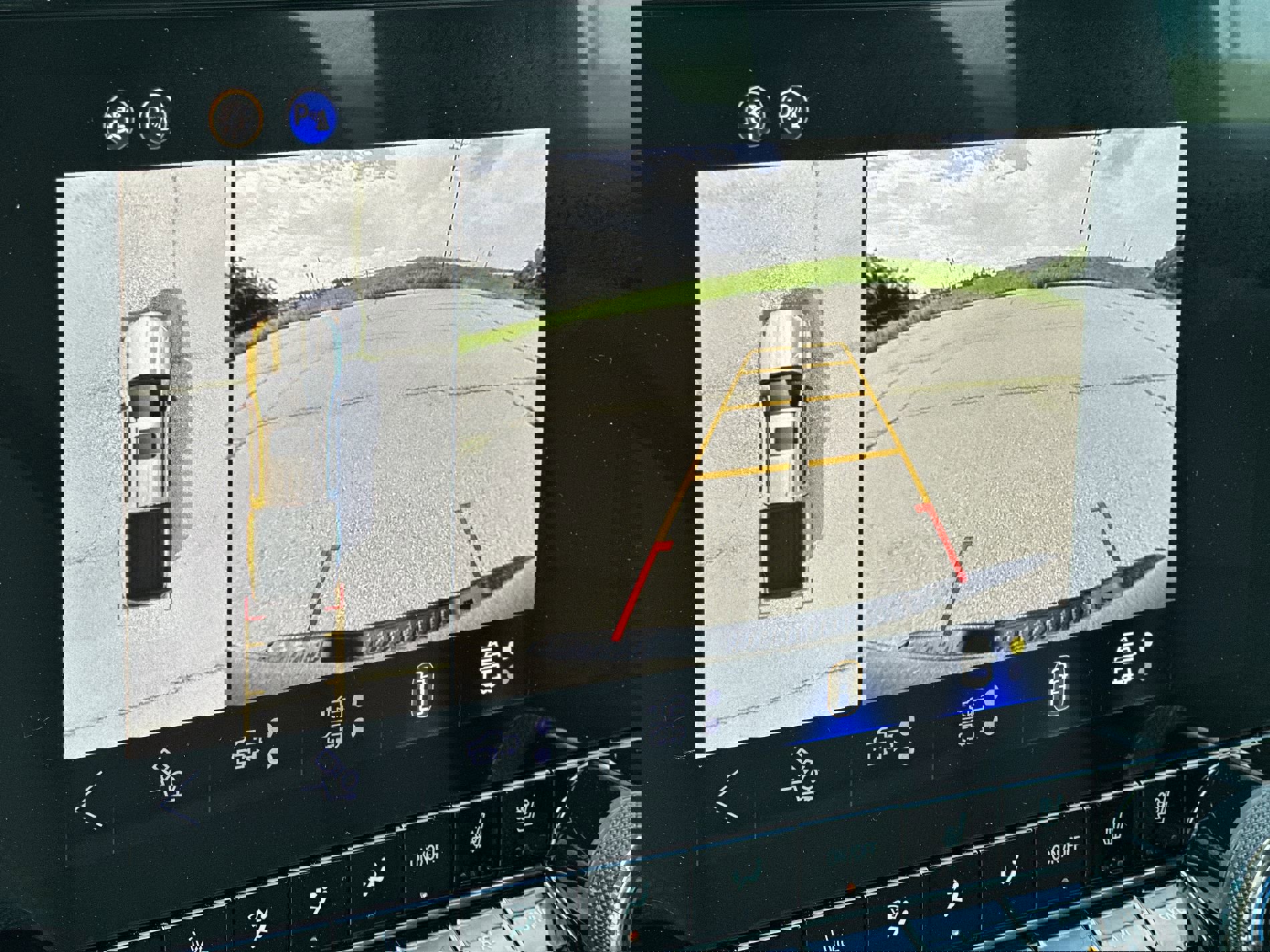New 2025 Chevrolet Colorado ZR2 w/ Technology Package image 15