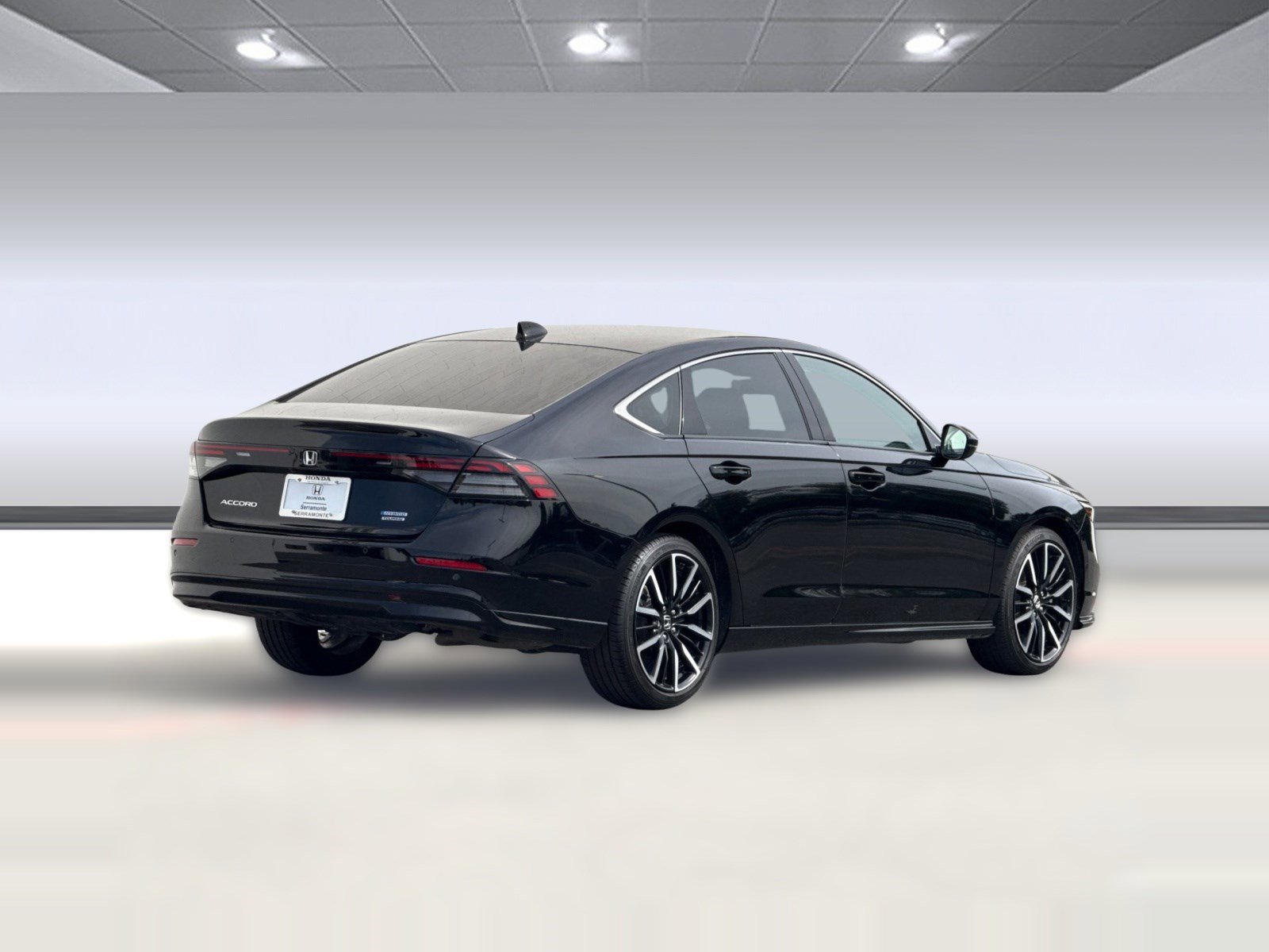 Certified 2025 Honda Accord Touring image 9