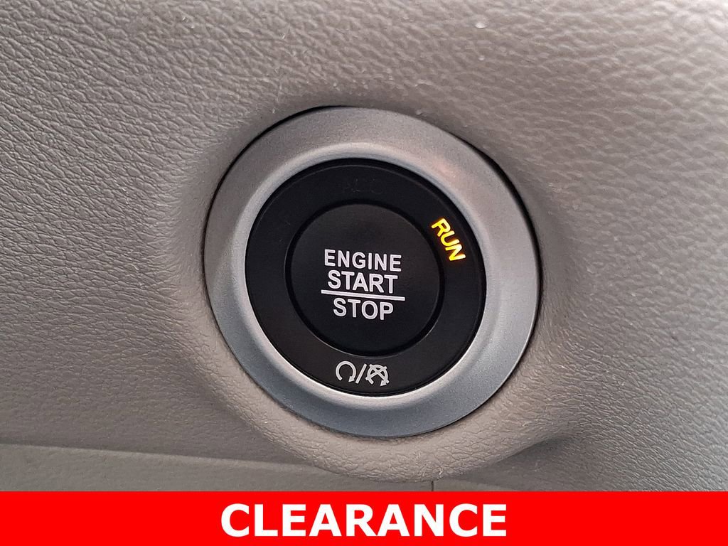 Used 2024 Chrysler Pacifica Touring-L image 24