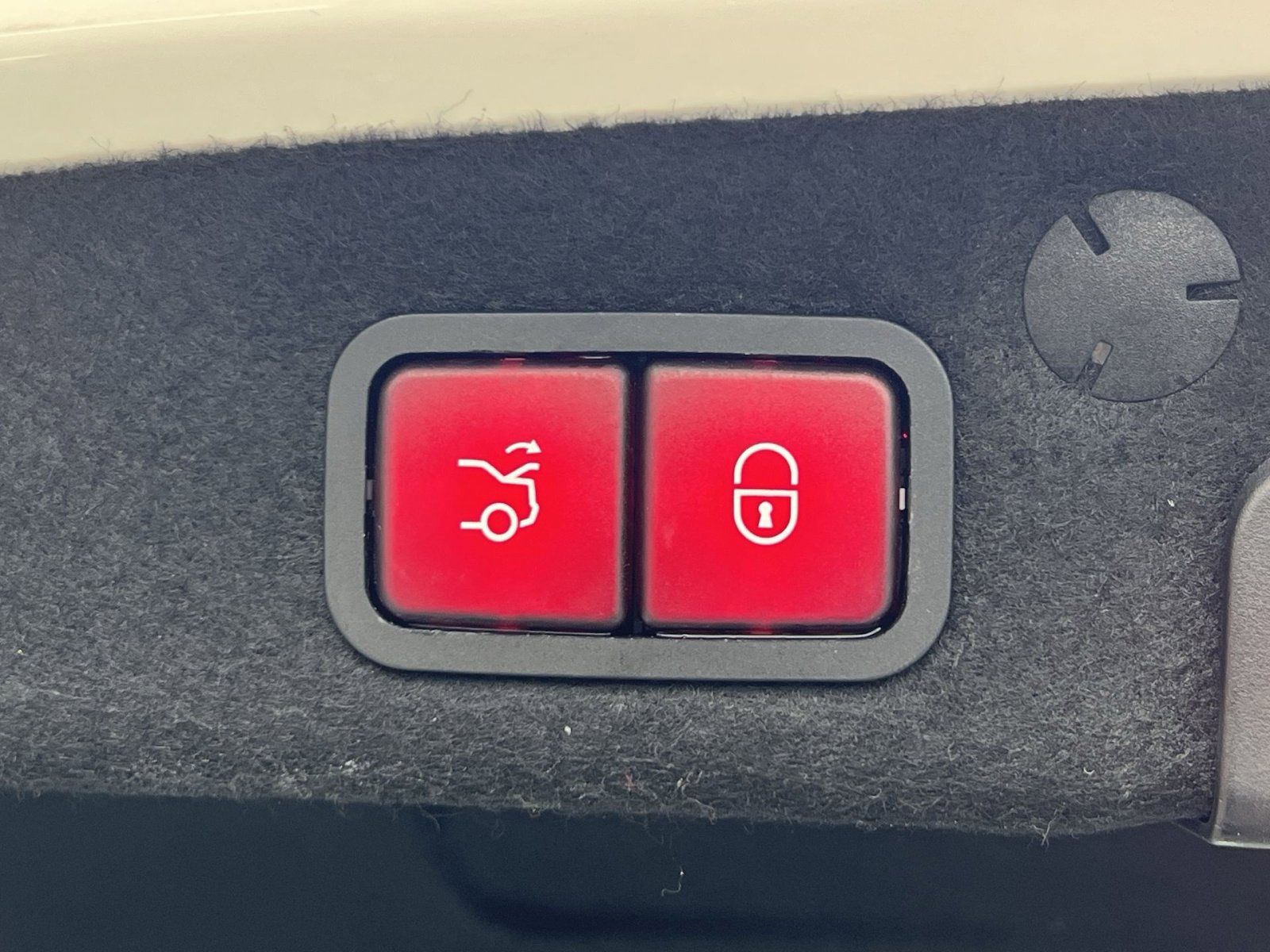 Used 2019 Mercedes-Benz C 300 C 300 image 25