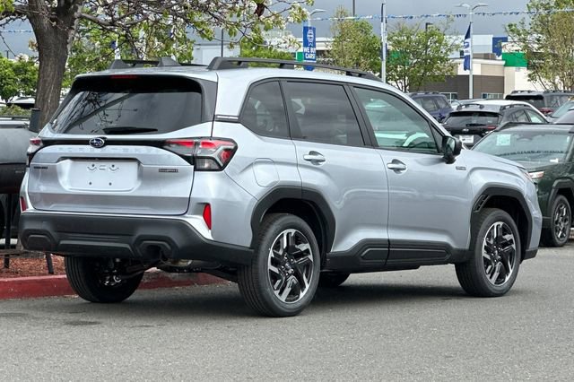 New 2026 Subaru Forester Touring AWD/4WD image 4