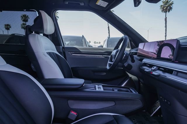 New 2026 Kia EV9 GT-Line AWD/4WD image 9