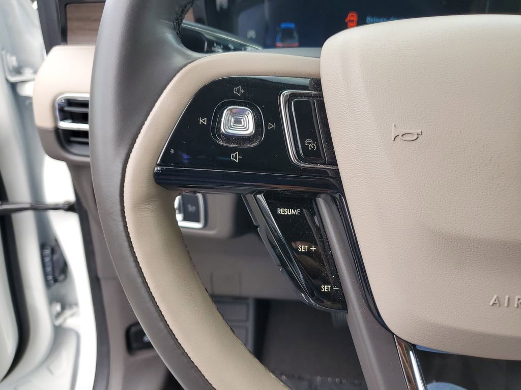 Used 2024 Lincoln Corsair Reserve FWD image 17