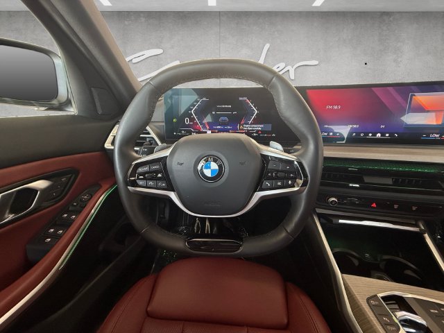 Used 2025 BMW 330i Sedan RWD image 21