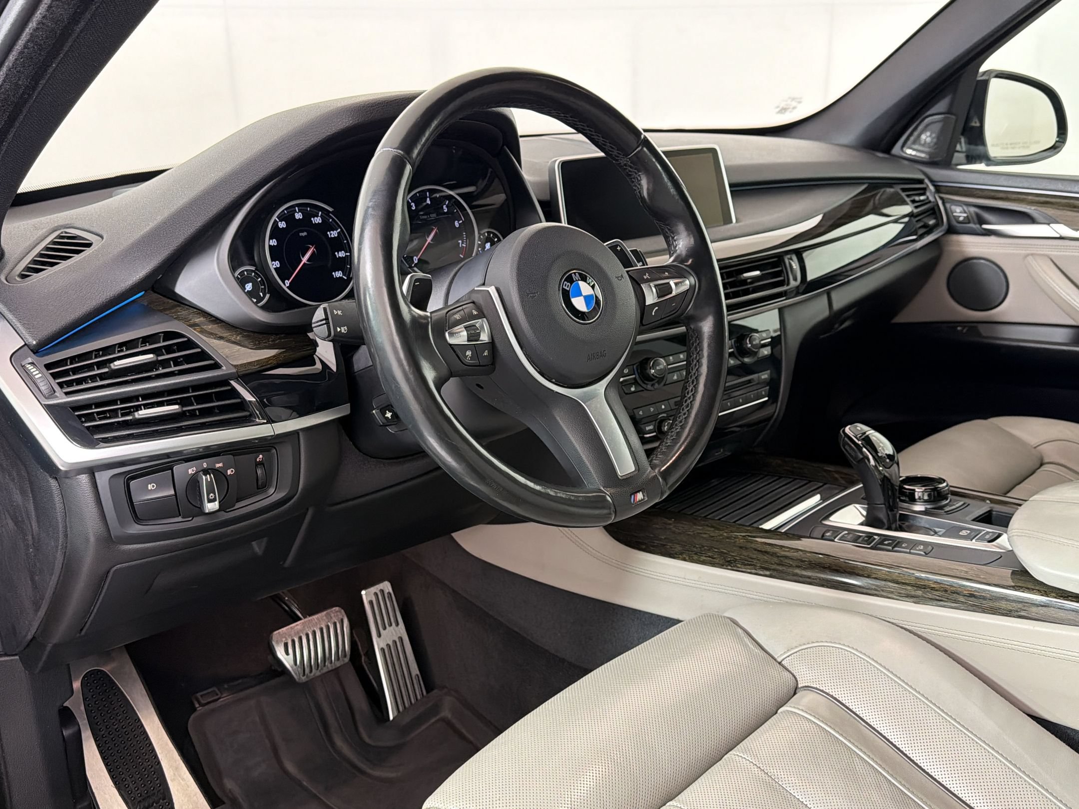 Used 2018 BMW X5 xDrive50i AWD/4WD image 4