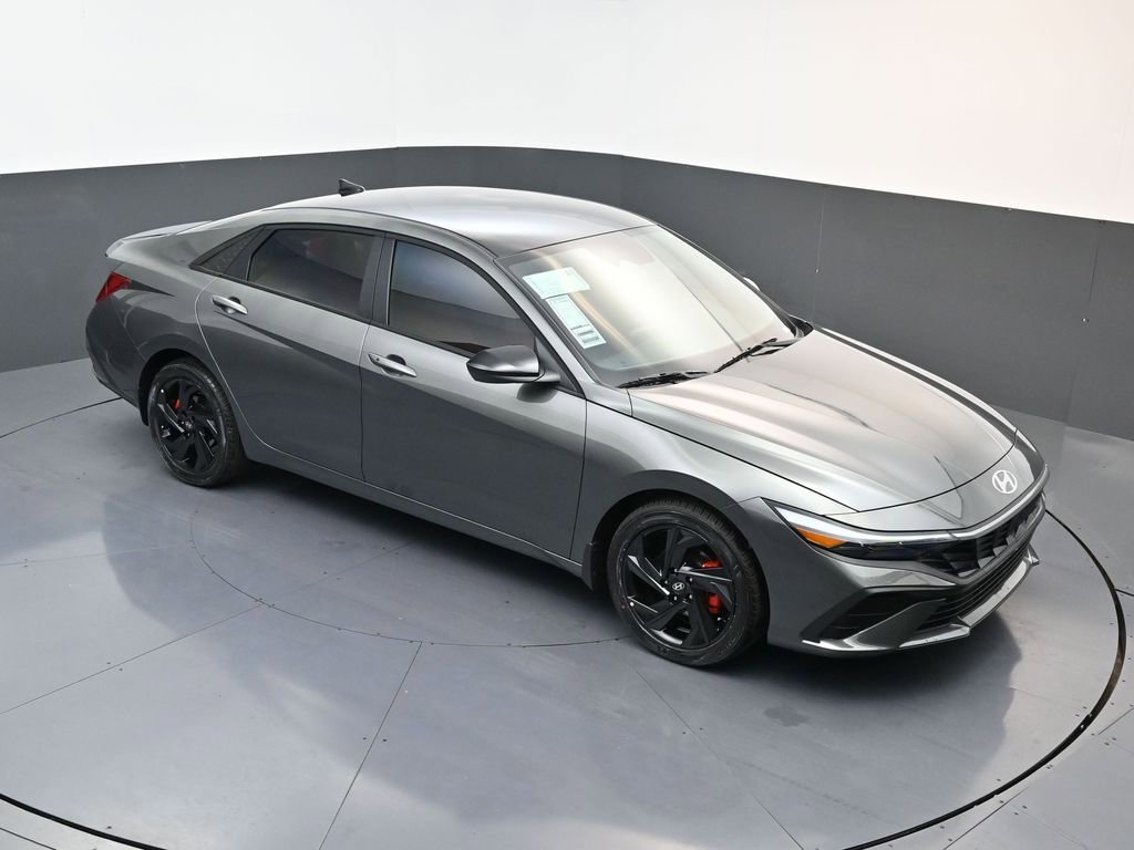 New 2026 Hyundai Elantra Sport image 18