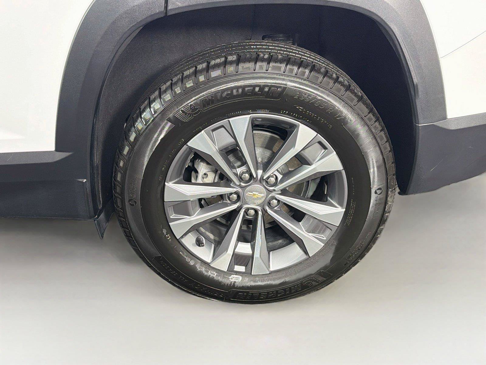 Used 2026 Chevrolet Equinox LT AWD/4WD image 35
