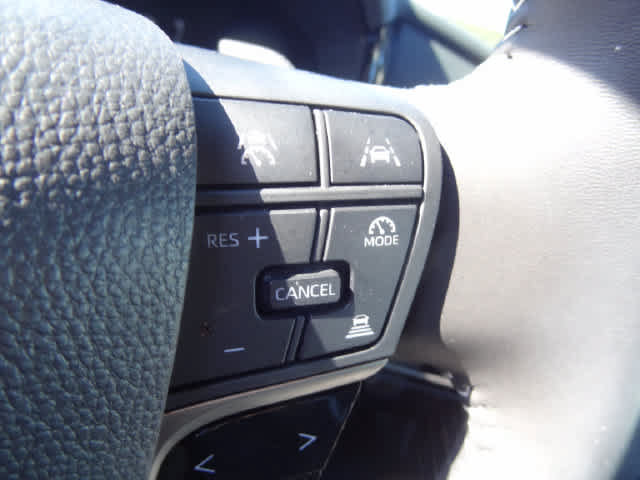 Used 2026 Toyota Camry SE FWD image 17