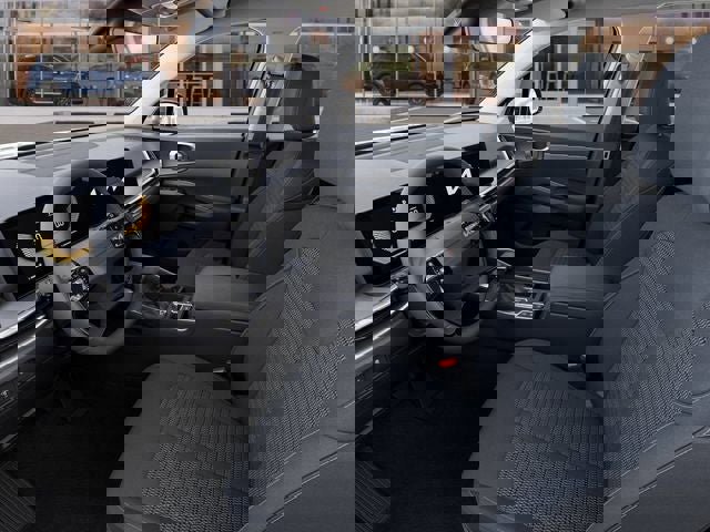 New 2026 Kia Sorento LX image 17