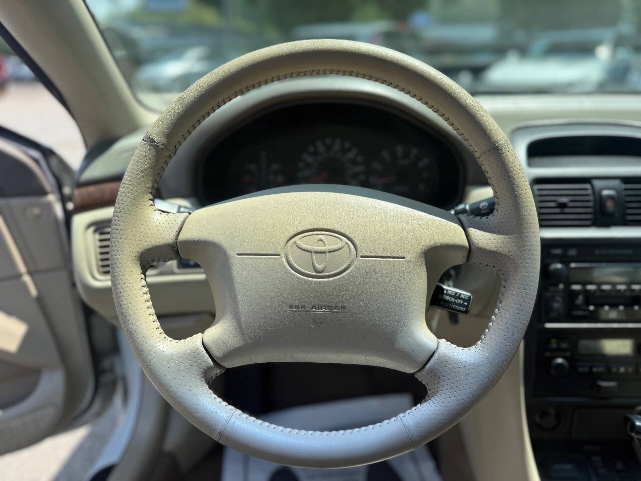 Used 2001 Toyota Solara SLE FWD image 10