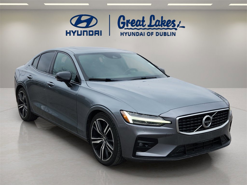 Used 2019 Volvo S60 T6 R-Design image 7