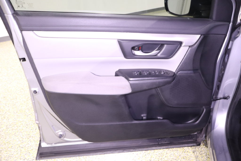 Used 2018 Honda CR-V LX image 31