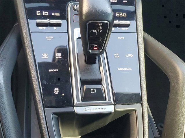 Used 2021 Porsche Cayenne AWD/4WD image 31