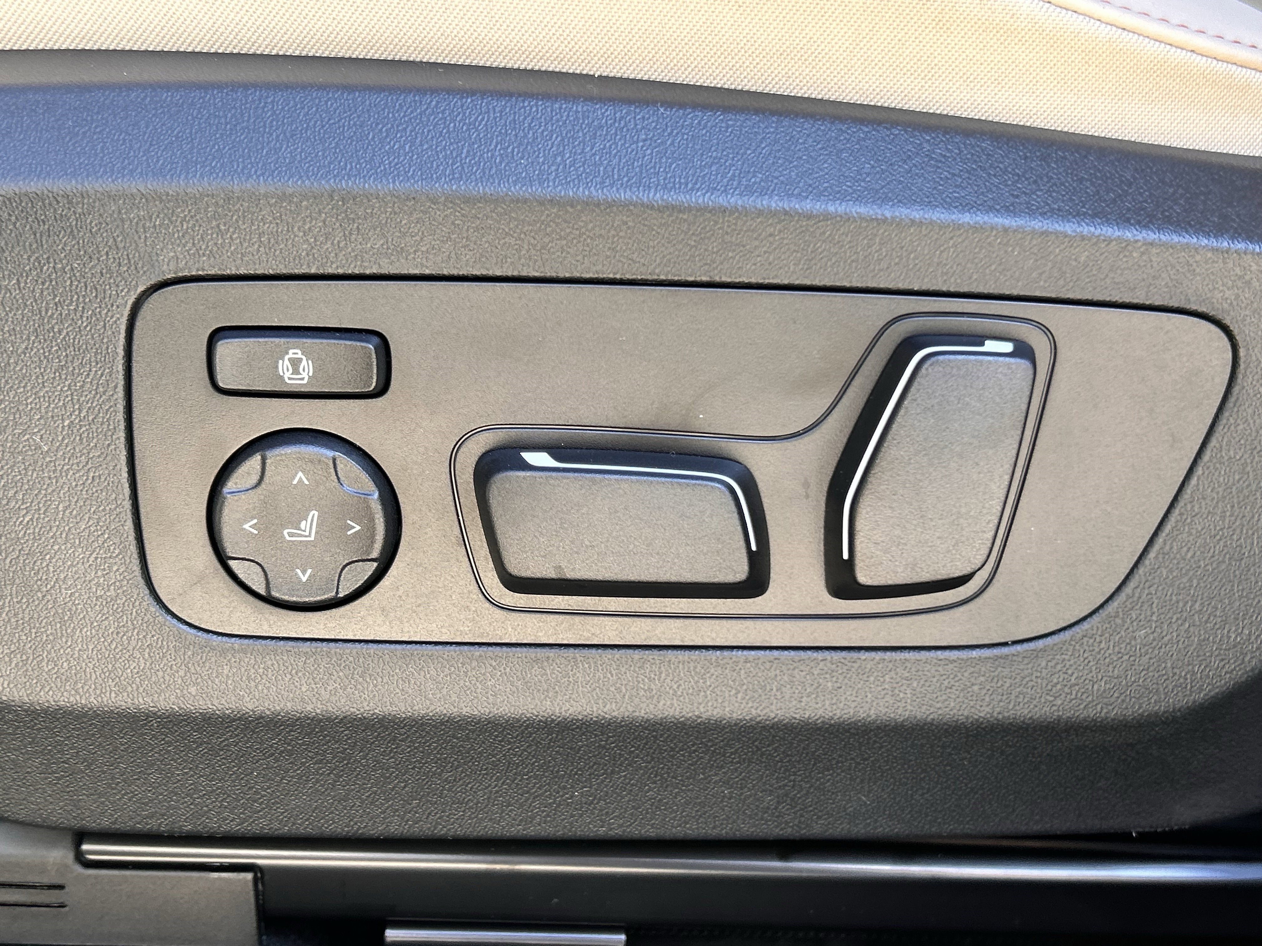 Used 2026 BMW X3 xDrive30 w/ Premium Package image 15