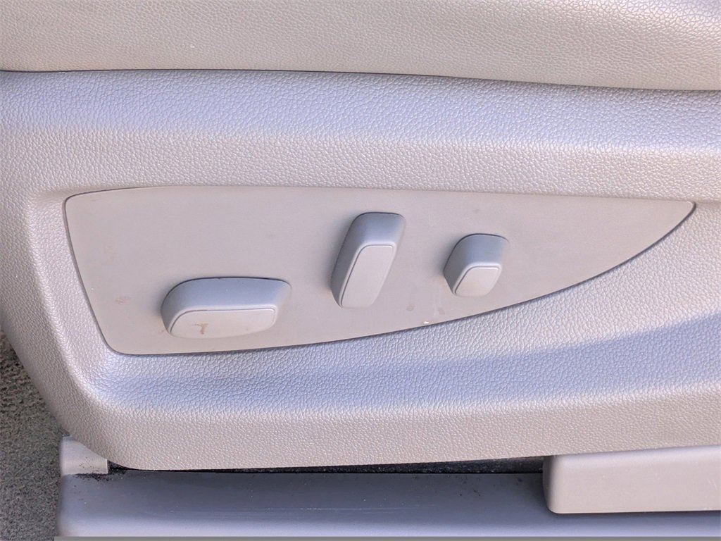 Used 2018 Chevrolet Tahoe Premier image 23