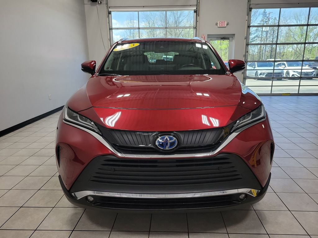 Used 2023 Toyota Venza XLE AWD/4WD image 5