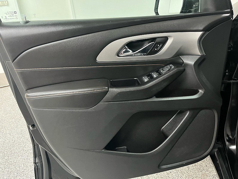 Used 2019 Chevrolet Traverse LS w/ LPO, Blackout Package image 11