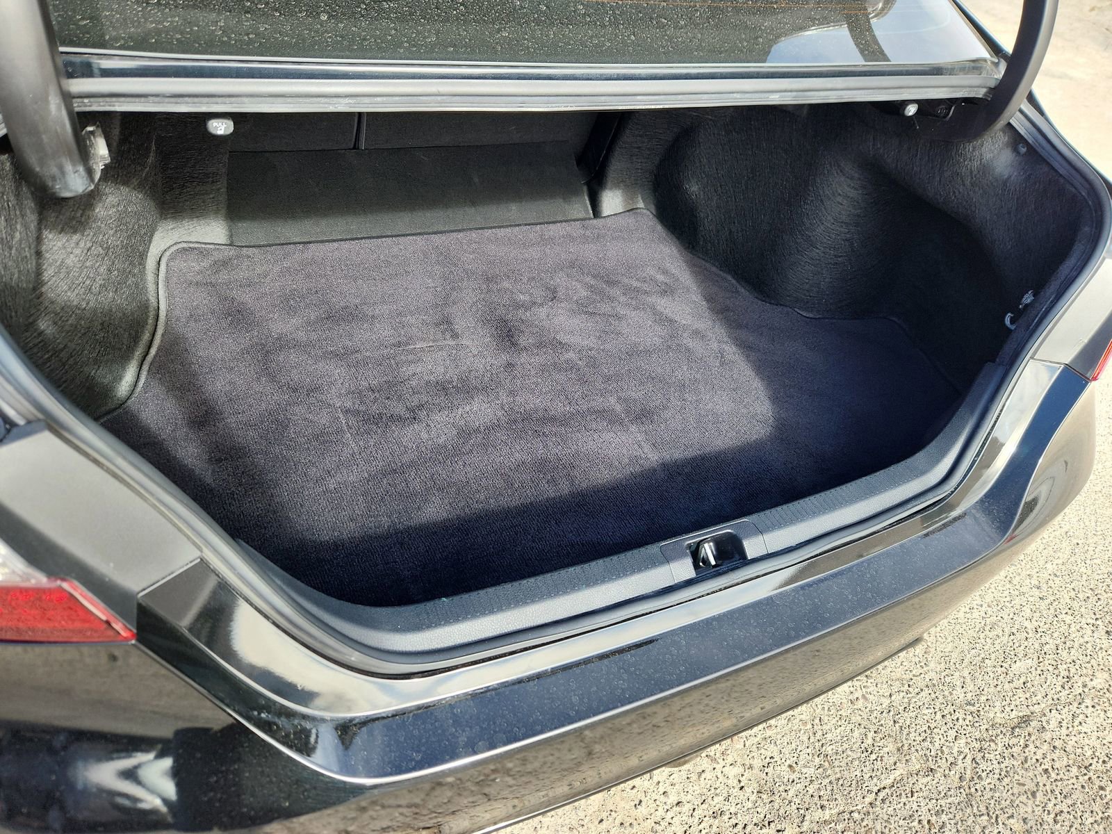 Used 2023 Toyota Camry XSE image 13