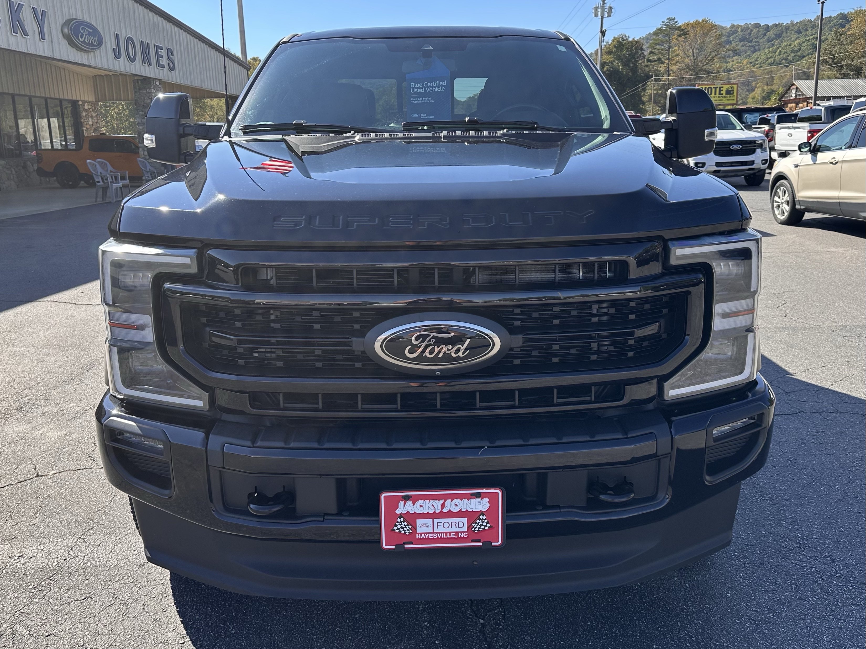 Certified 2022 Ford F350 Lariat w/ Lariat Ultimate Package AWD/4WD image 3