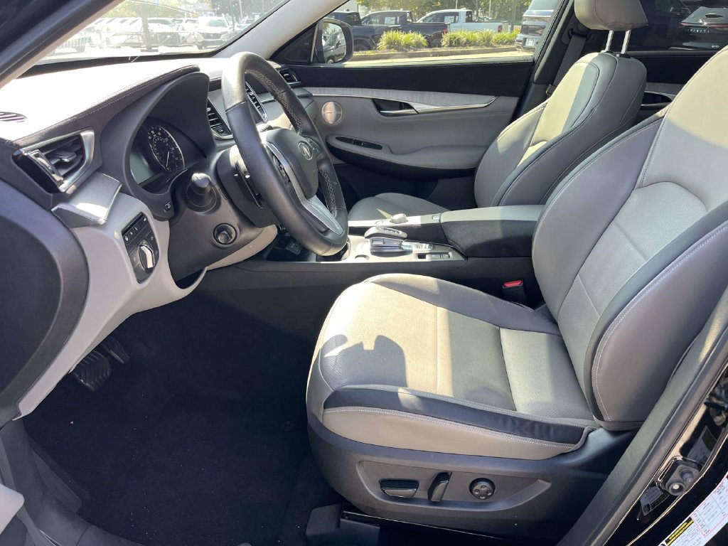 Used 2024 INFINITI QX50 Sensory AWD/4WD image 14