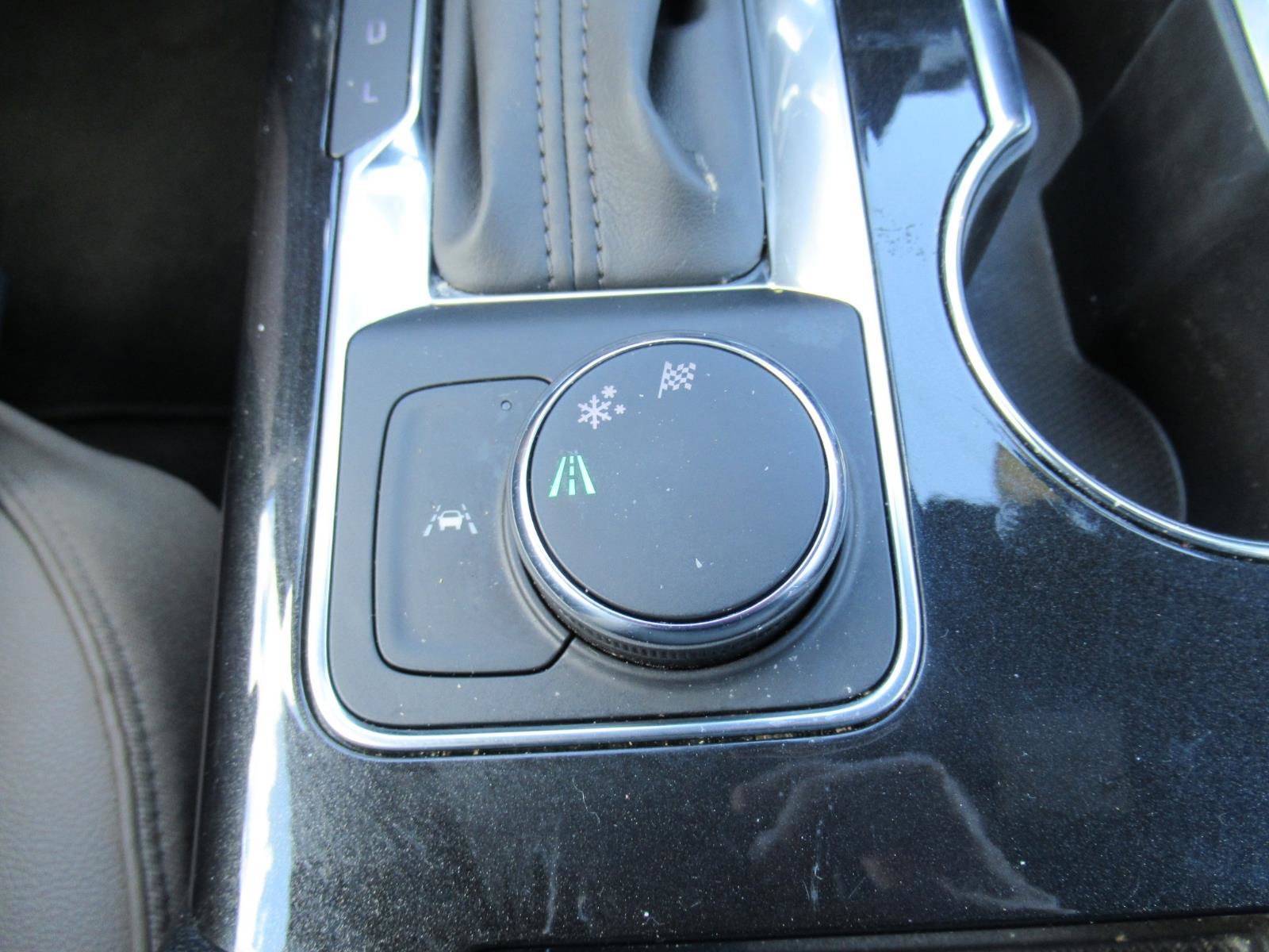 Used 2023 Chevrolet Blazer Premier w/ Driver Confidence II Package FWD image 29