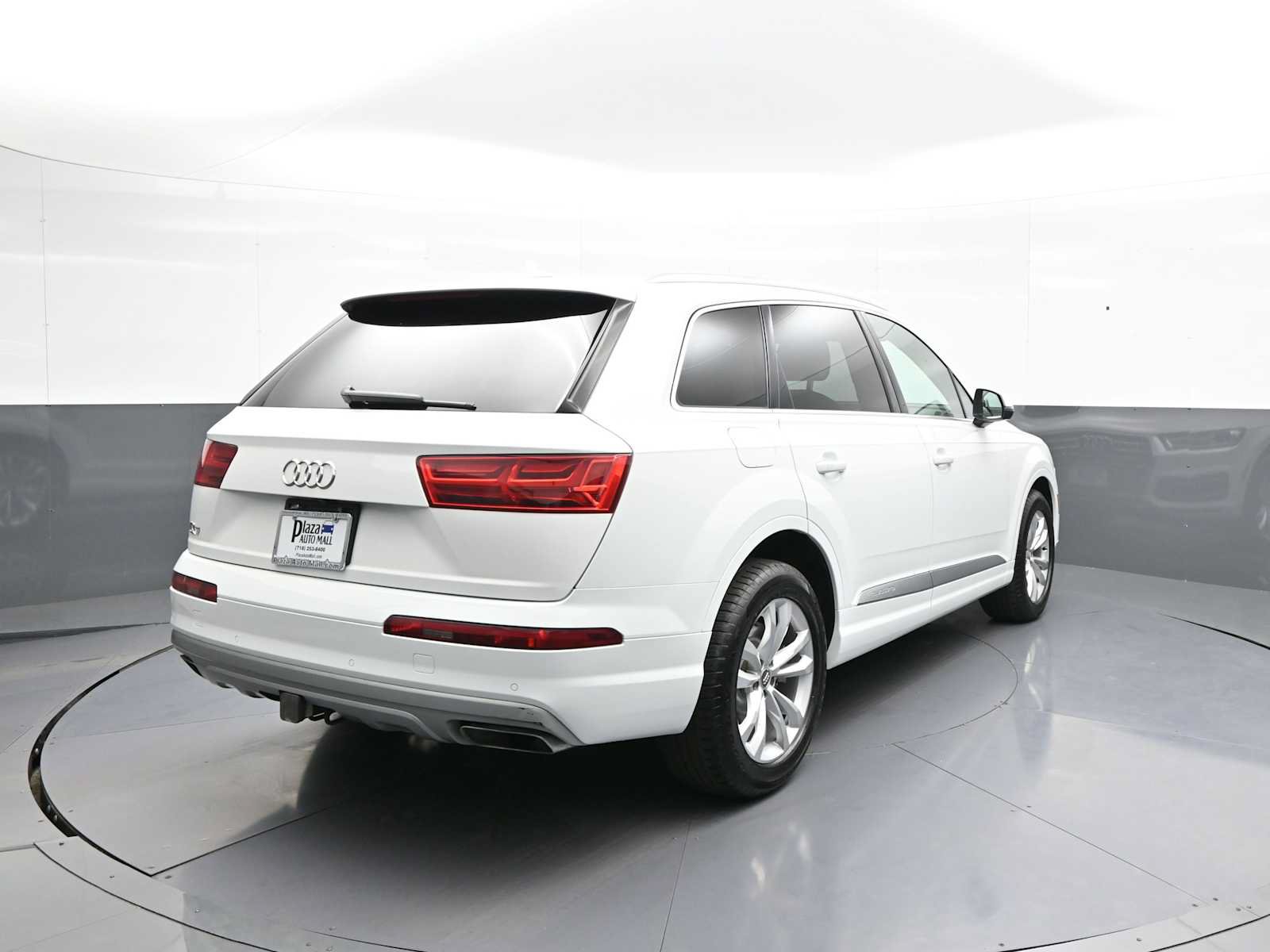 Used 2019 Audi Q7 3.0T Premium w/ Convenience Package AWD/4WD image 5