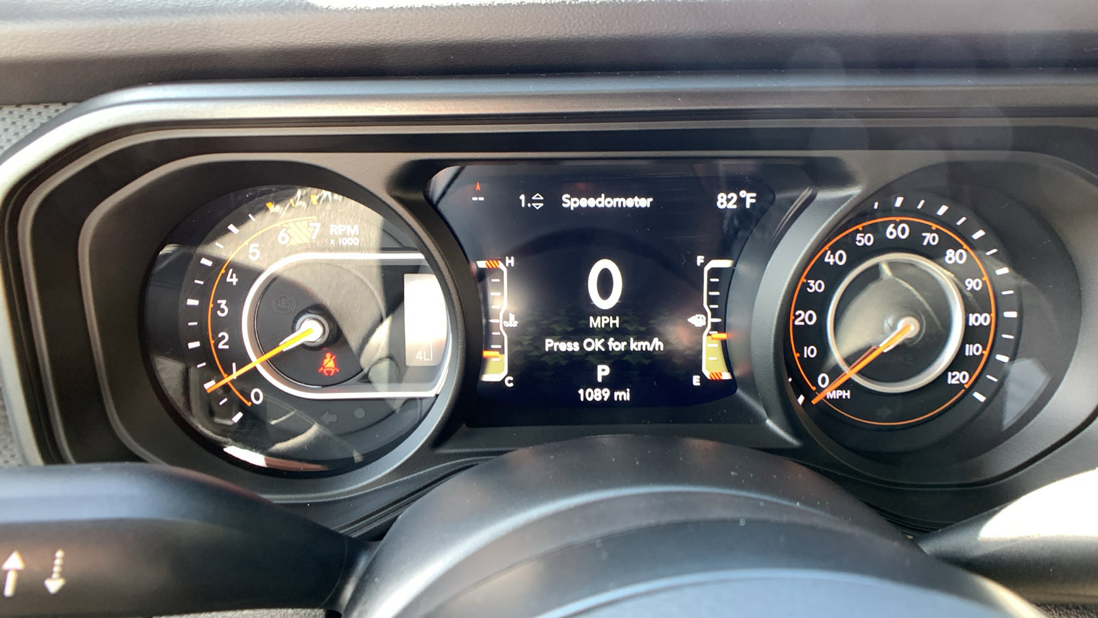 Used 2025 Jeep Wrangler Unlimited Rubicon image 14