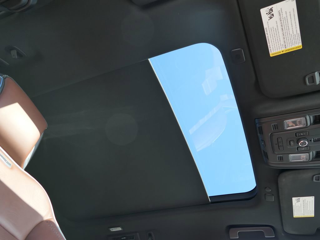 Used 2023 GMC Yukon Denali Ultimate image 29