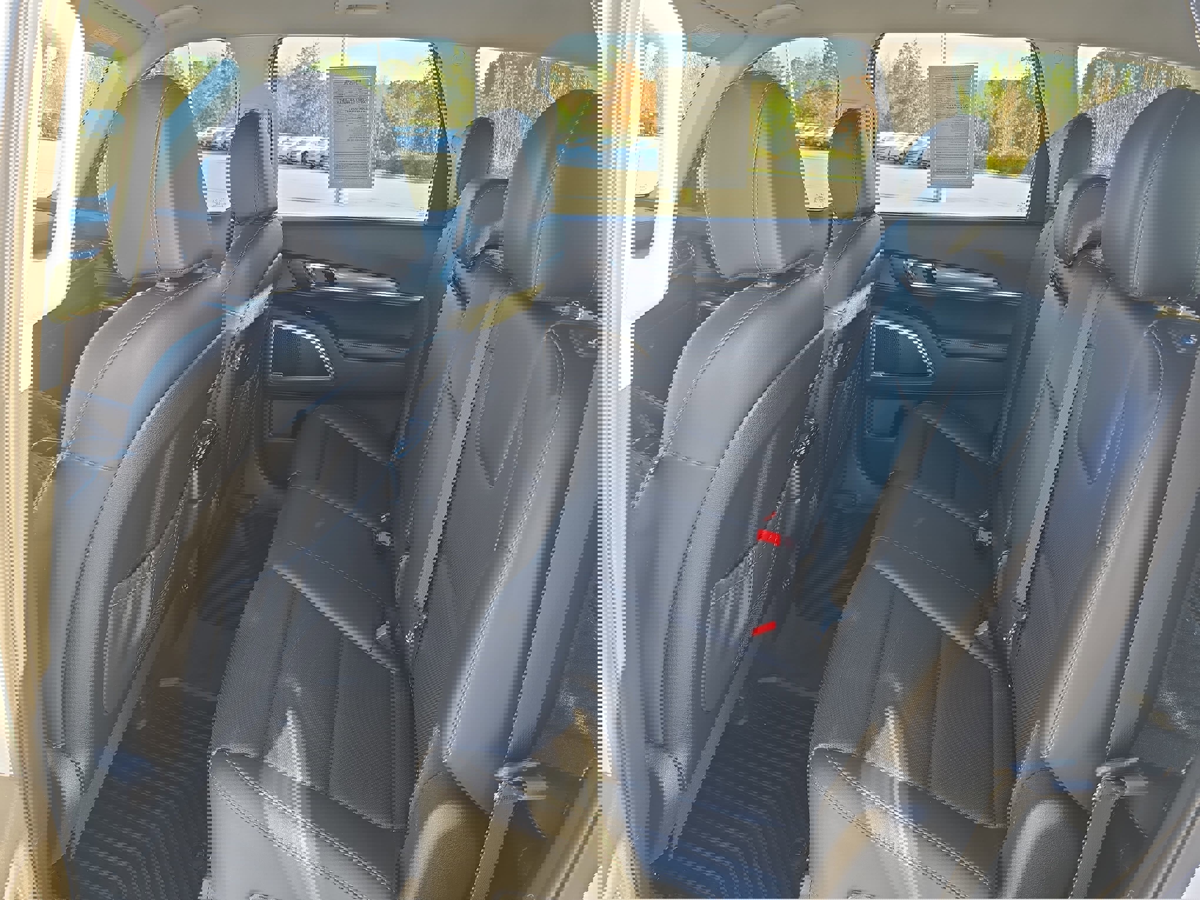 Used 2022 Kia Telluride LX image 13