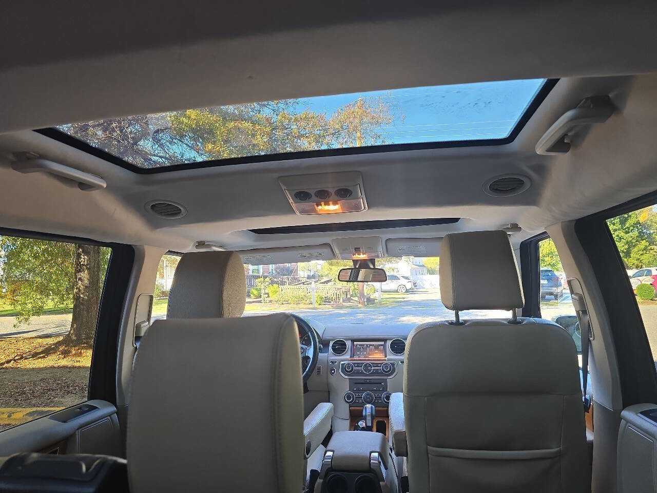 Used 2010 Land Rover LR4 HSE image 57