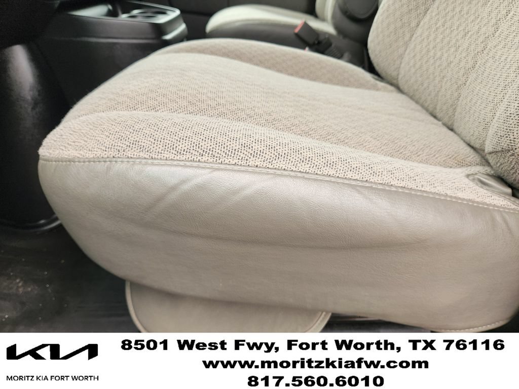 Used 2023 Chevrolet Express 3500 LS RWD image 24