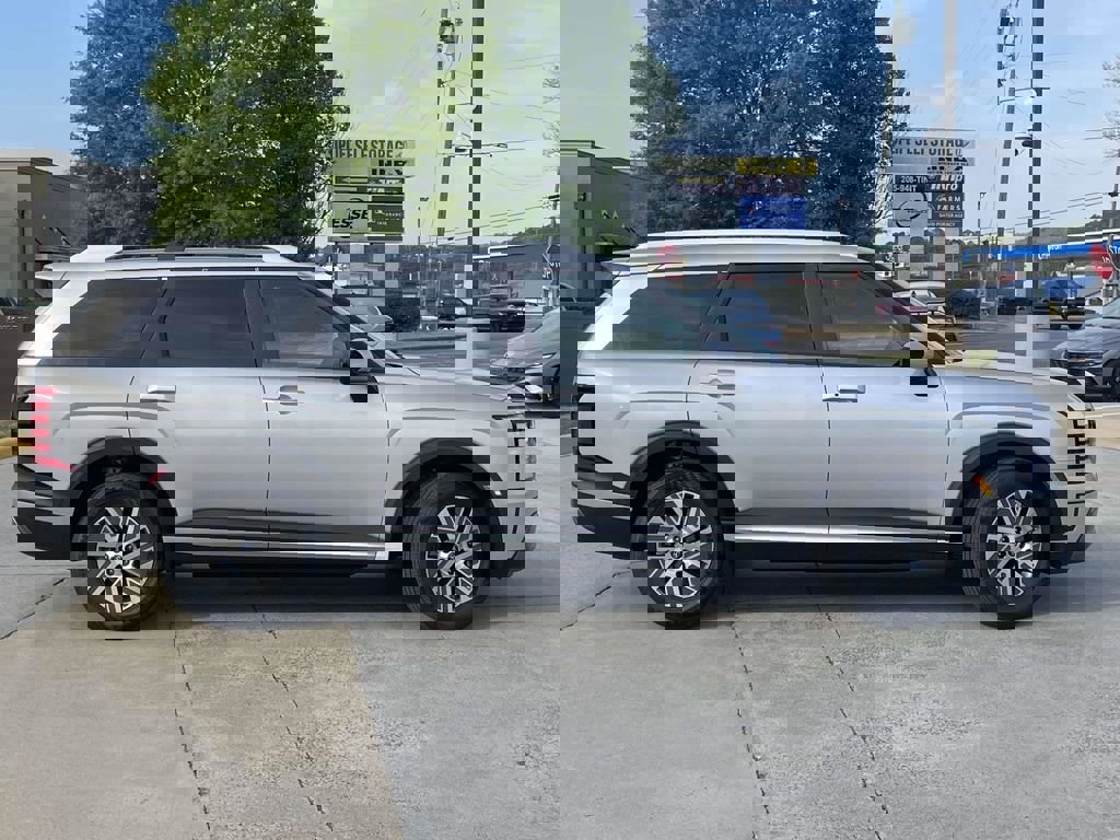 New 2026 Hyundai Palisade FWD Hybrid image 2
